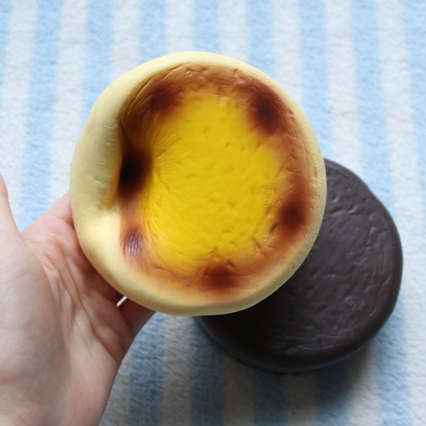 Hachimi Basque Cheese Cake Squishy
