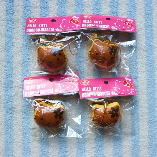 Hello Kitty Dorayaki Squishy