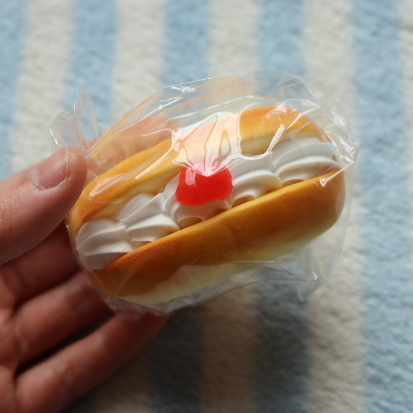 JDream Dessert Pastry Gachapon Squishy