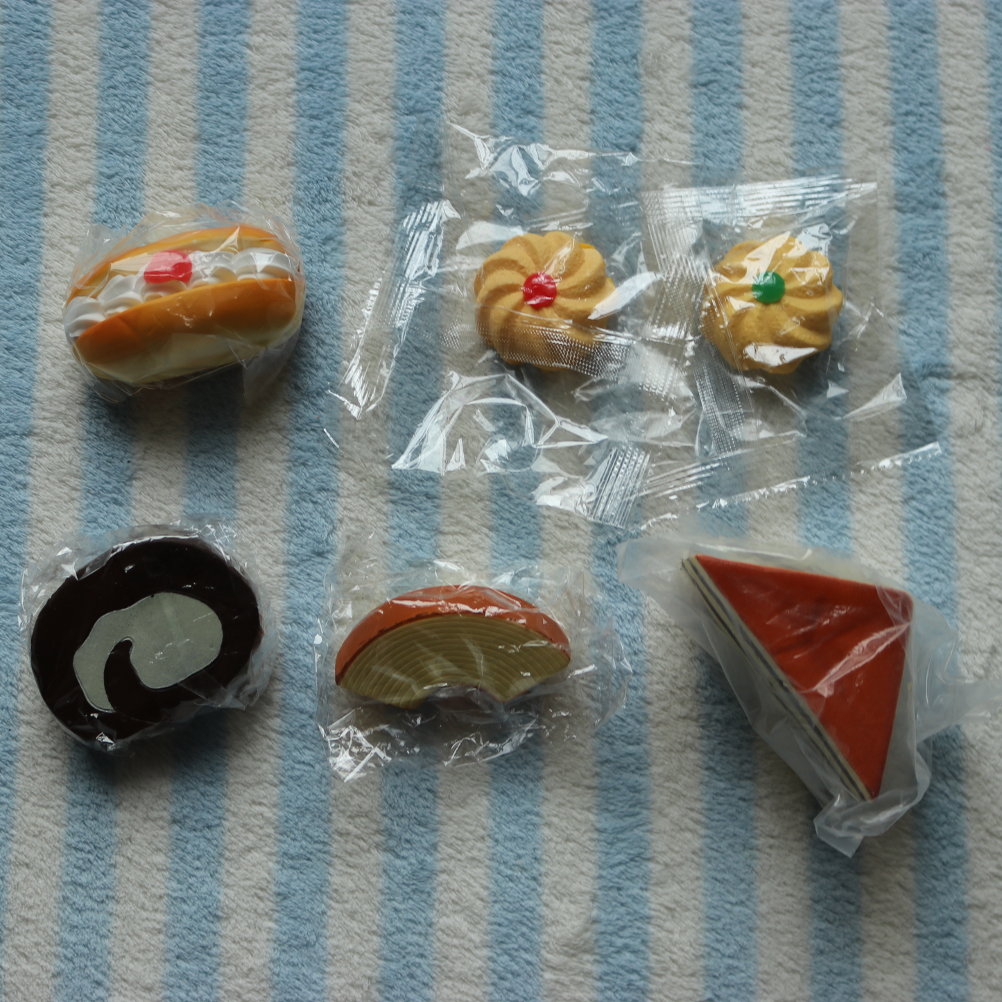 JDream Dessert Pastry Gachapon Squishy