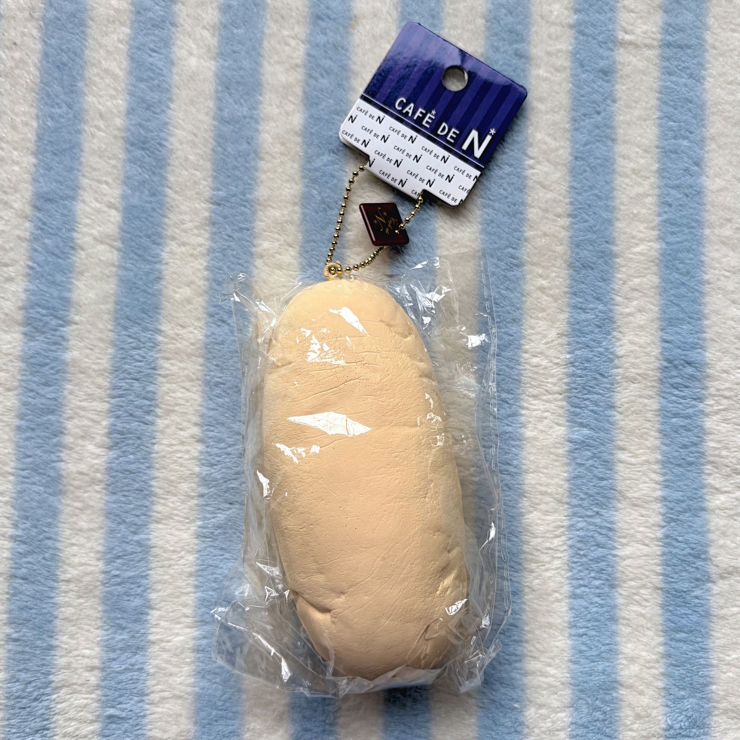 Cafe de N White Bread Roll Squishy