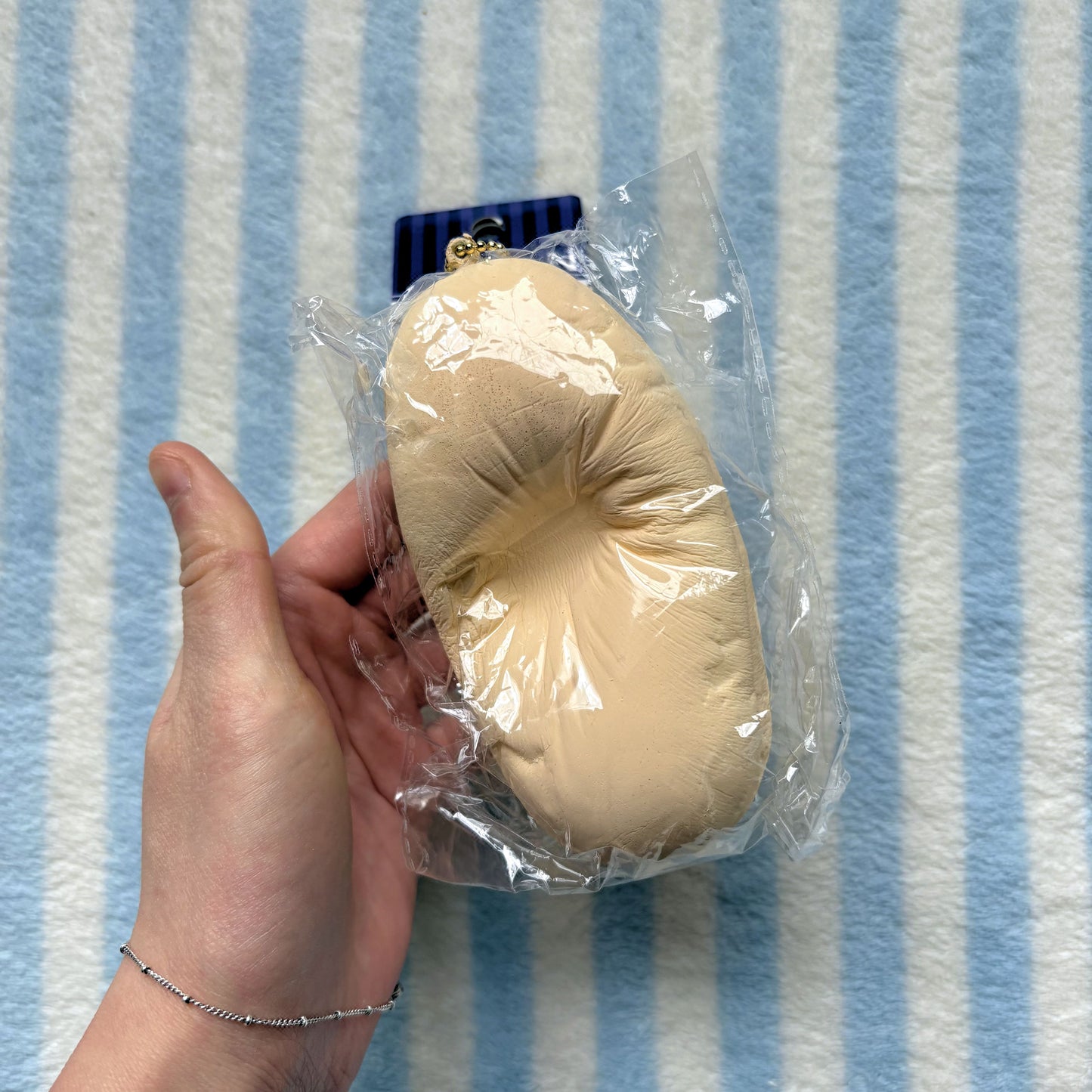 Cafe de N White Bread Roll Squishy
